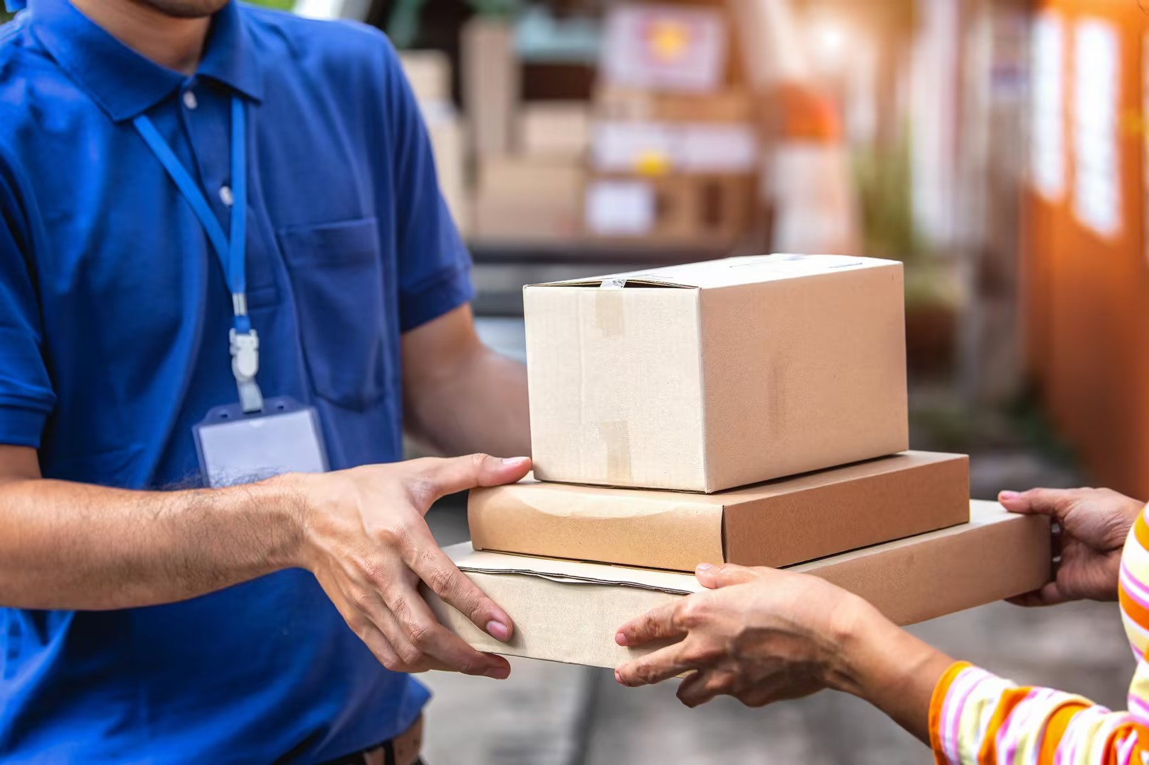 Solusi layanan pelanggan cerdas untuk logistik oleh Udesk